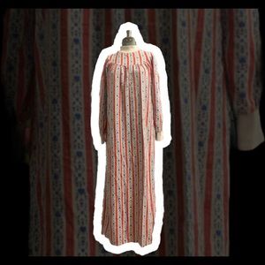 Vintage Nightgown (READ BIO)